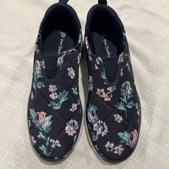 Vera Bradley Shoes - Vera Bradley VB Cloud Quilted Slip-On Shoes Blue Flowers Women’s Size 8 EUC